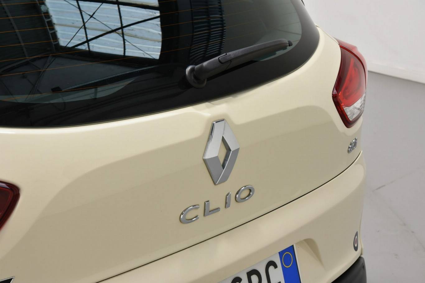 RENAULT Clio 38