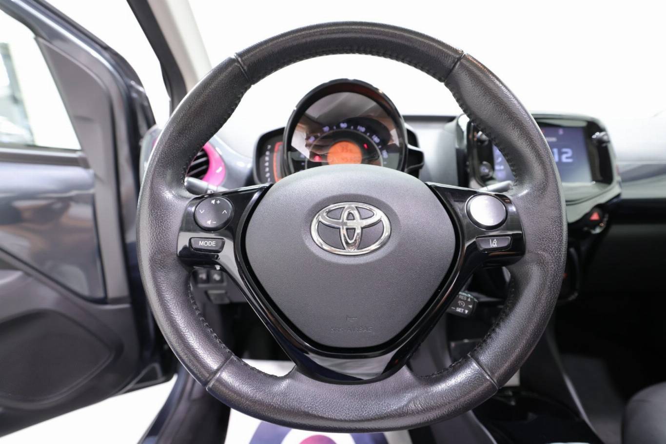 TOYOTA Aygo 7