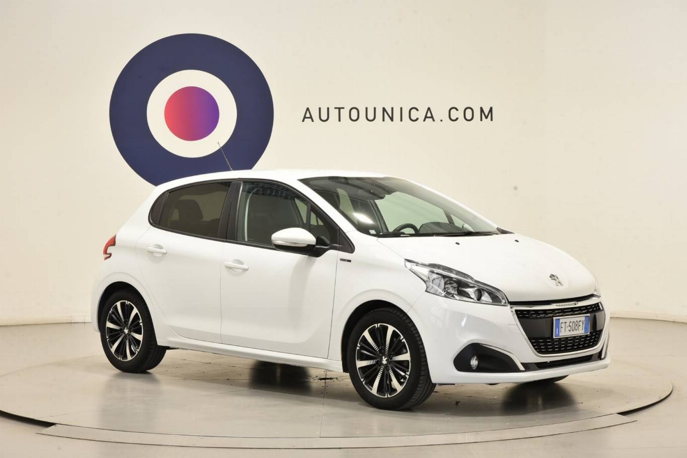PEUGEOT 208 29