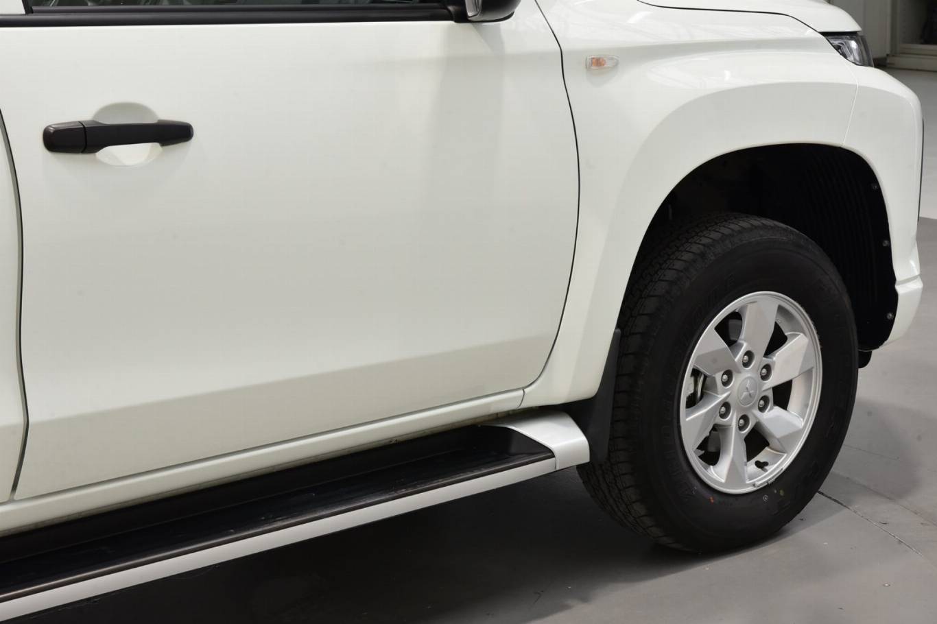 MITSUBISHI L200 47