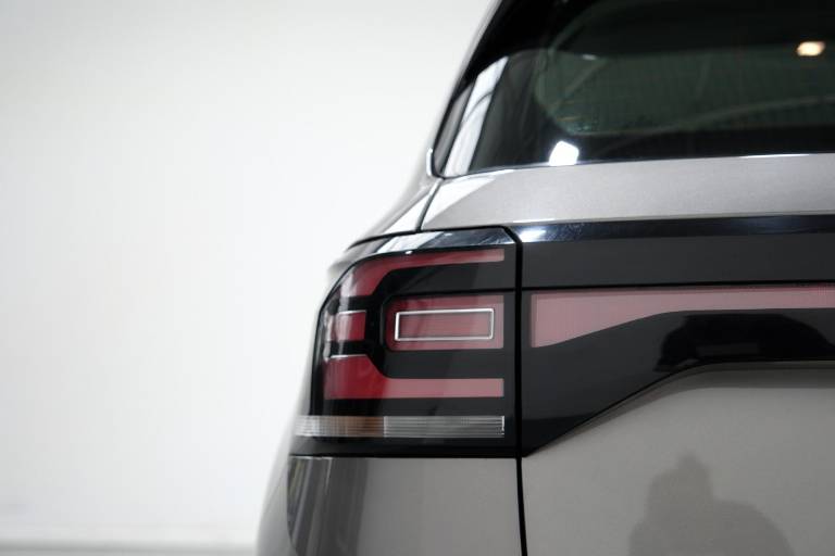 VOLKSWAGEN T-Cross 40