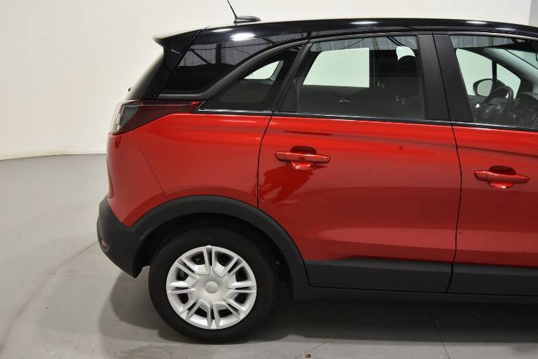 OPEL Crossland X 48