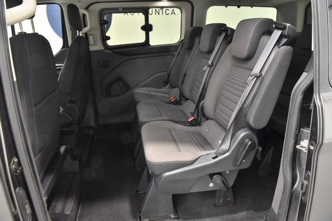 FORD Tourneo Custom 23