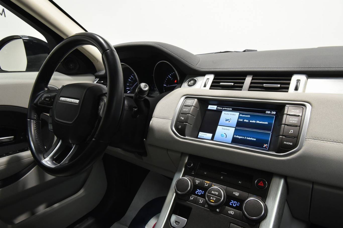 LAND ROVER Range Rover Evoque 28