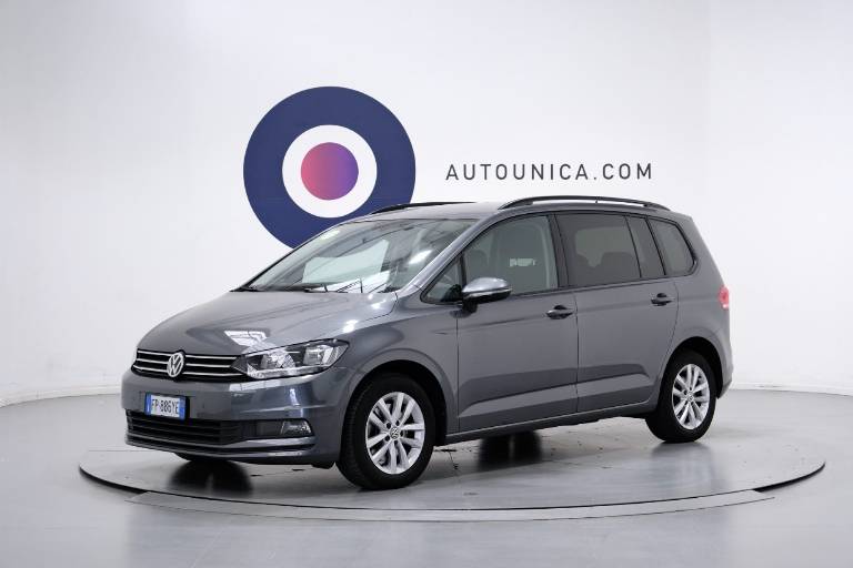 VOLKSWAGEN Touran 1