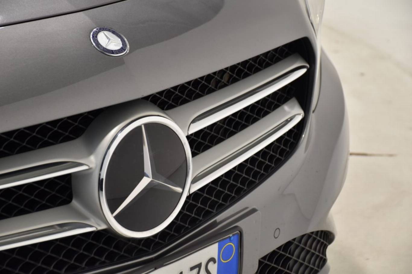 MERCEDES-BENZ A 180 56