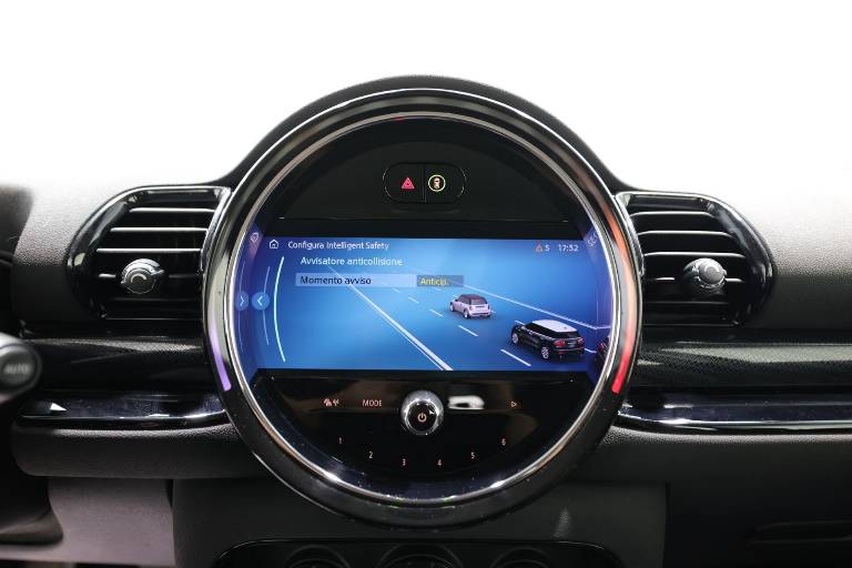 MINI Clubman 27