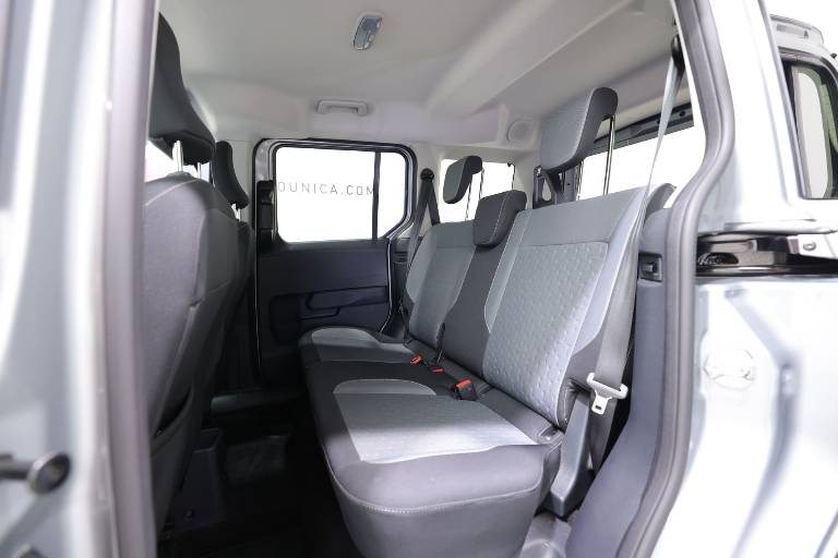 FORD Tourneo Courier 39