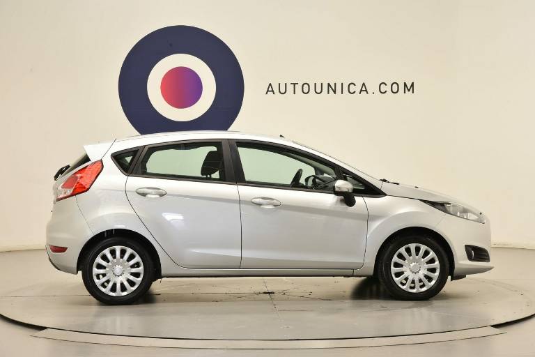 FORD Fiesta 11