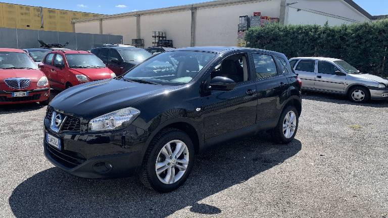 NISSAN Qashqai 1