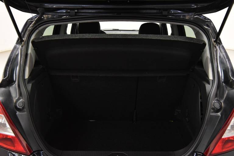 OPEL Corsa 36