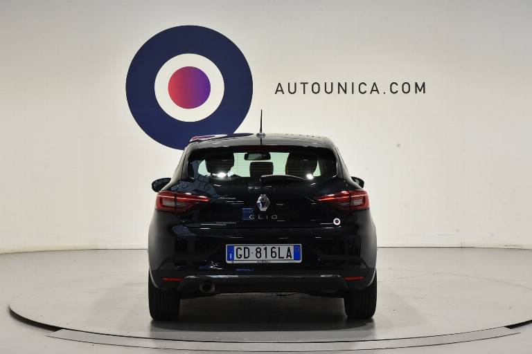 RENAULT Clio 4