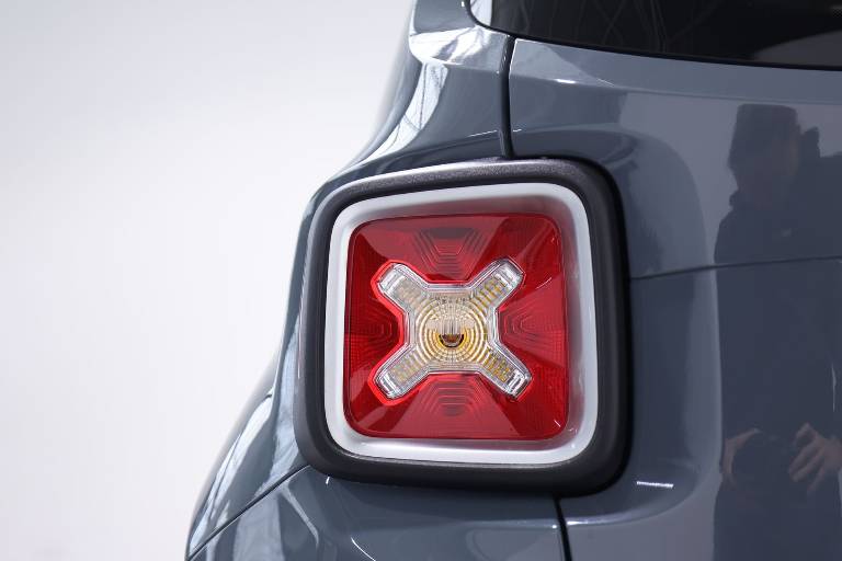 JEEP Renegade 37