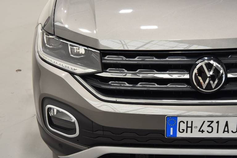 VOLKSWAGEN T-Cross 17