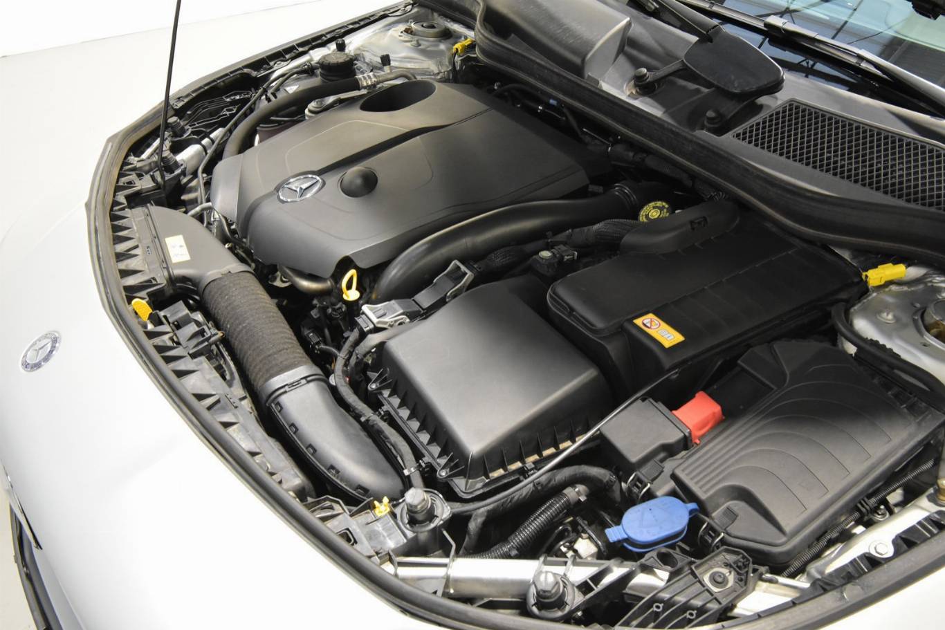 MERCEDES-BENZ CLA 220 58