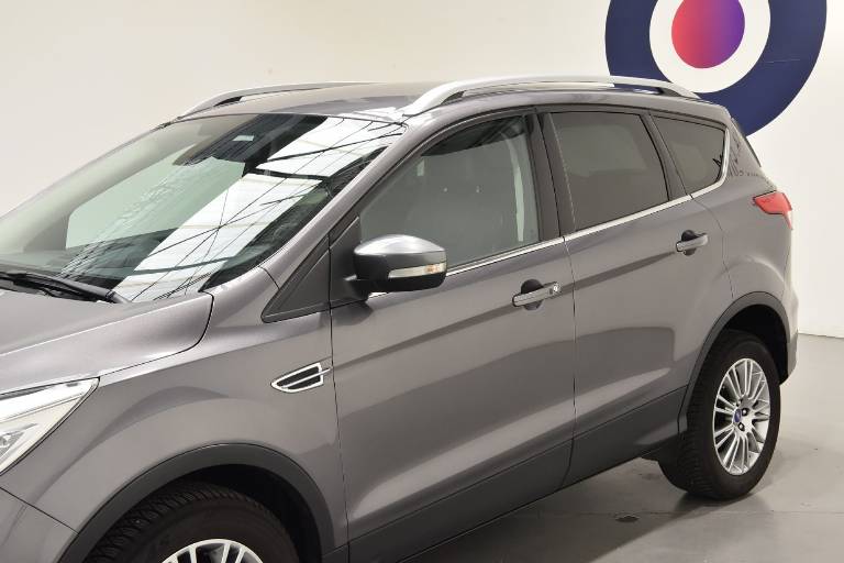 FORD Kuga 40