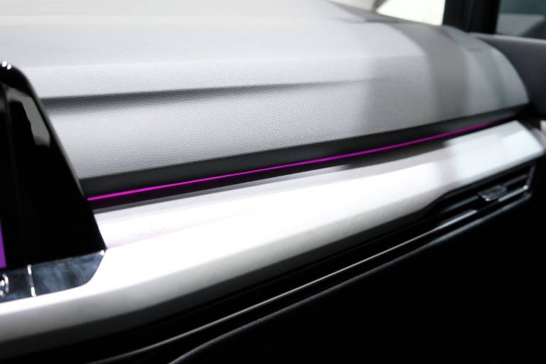 VOLKSWAGEN Golf Variant 34