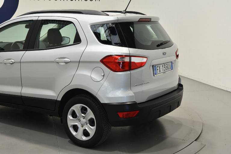 FORD EcoSport 16