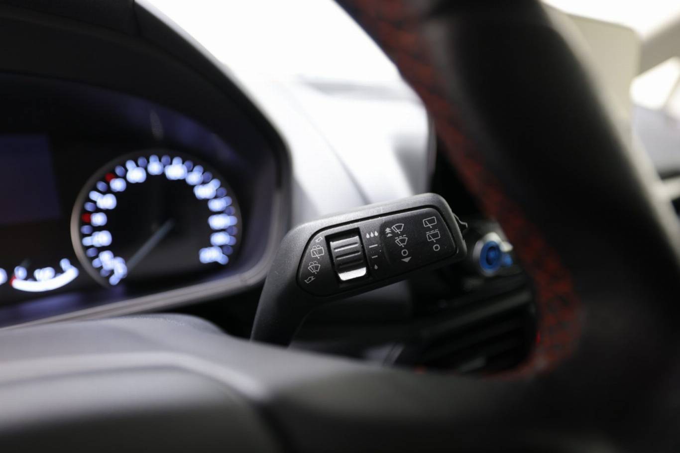 FORD EcoSport 17