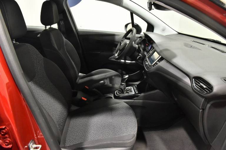 OPEL Crossland X 31