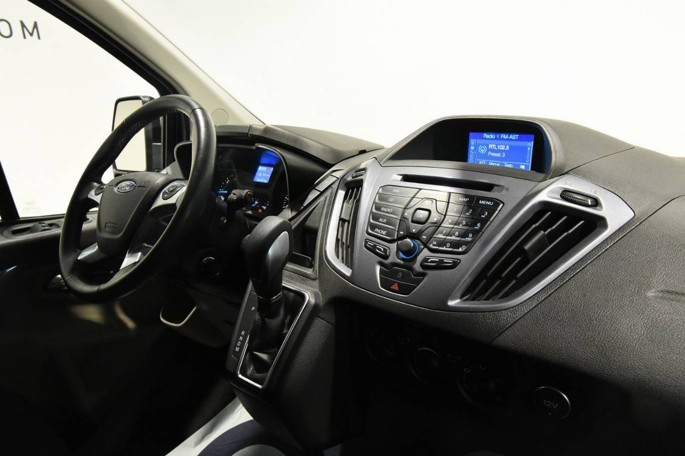 FORD Tourneo Custom 37