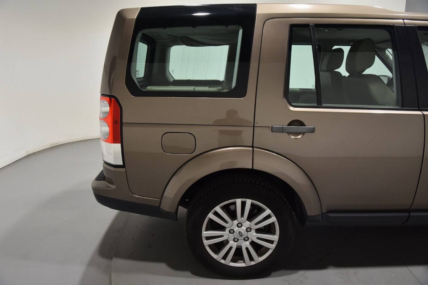LAND ROVER Discovery 33