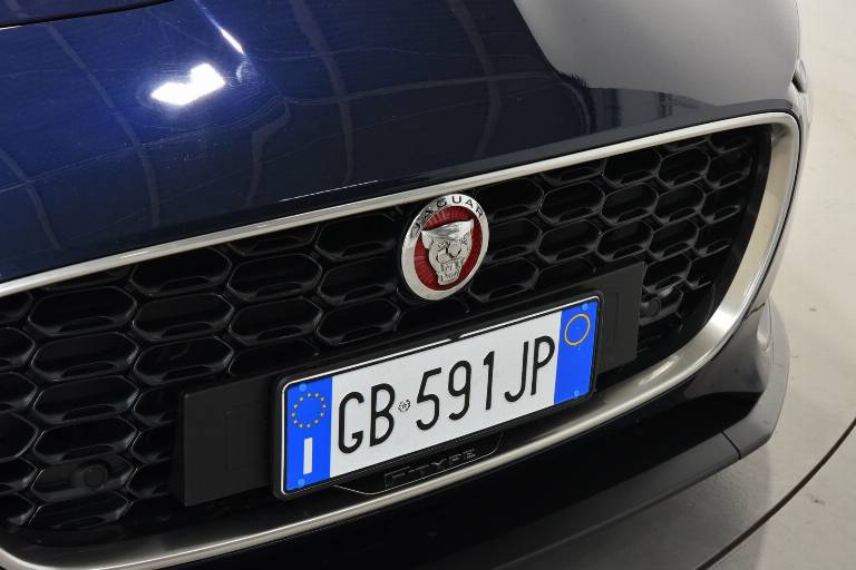 JAGUAR F-Type 57