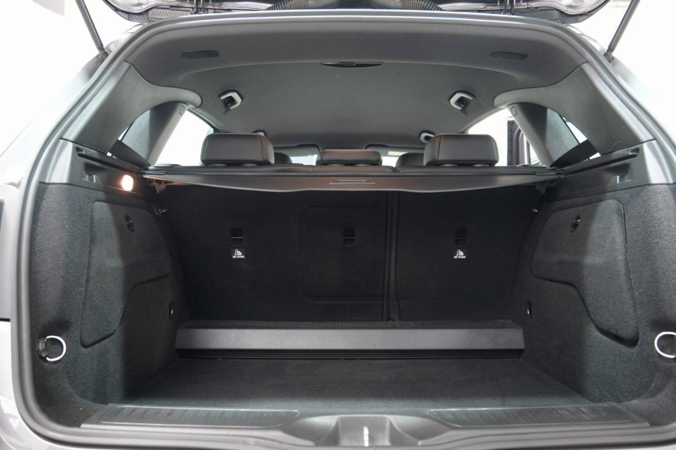 MERCEDES-BENZ B 180 53