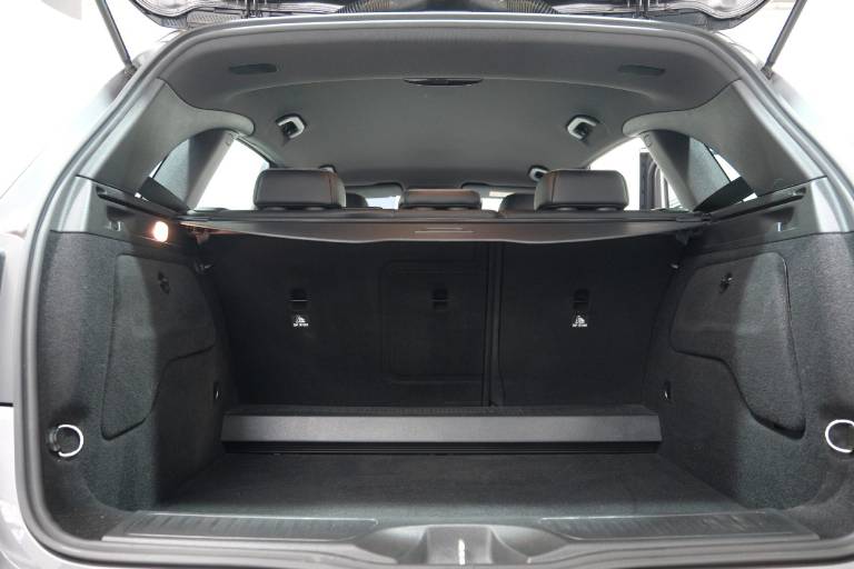MERCEDES-BENZ B 180 53