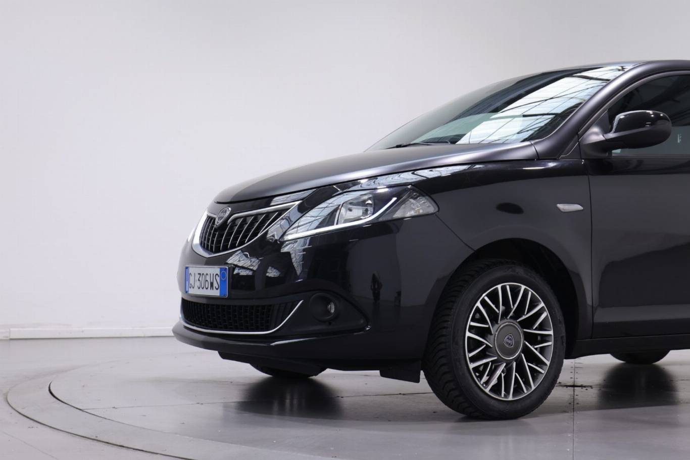 LANCIA Ypsilon 11