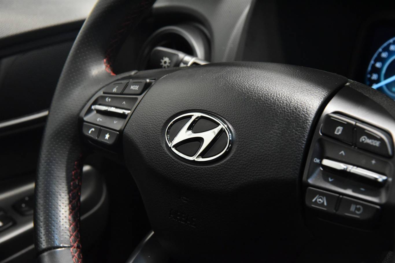 HYUNDAI Kona 27