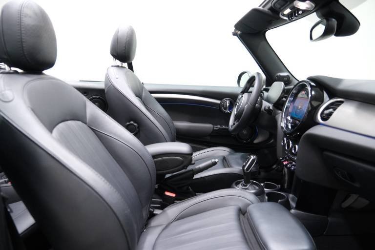 MINI Cabrio 61
