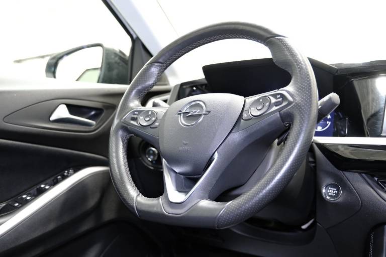 OPEL Grandland 43