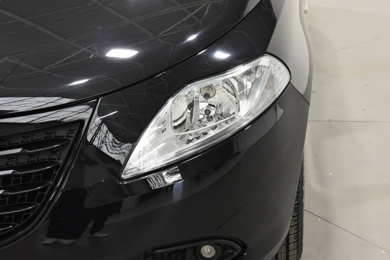 LANCIA Ypsilon 16