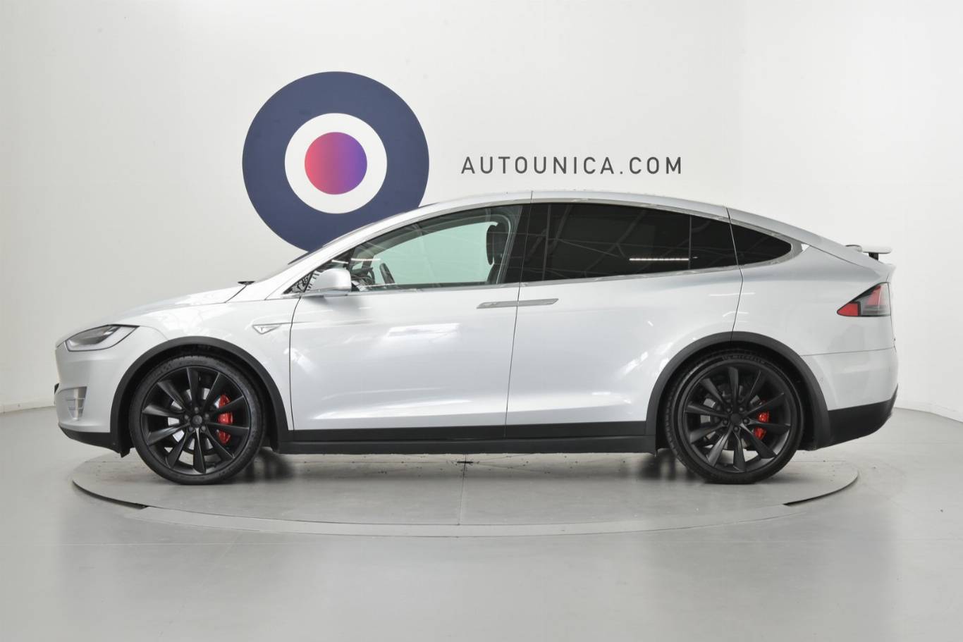 TESLA Model X 30