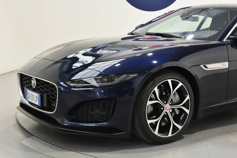 JAGUAR F-Type 33