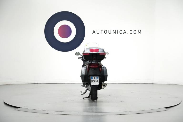 HONDA Deauville 700 16