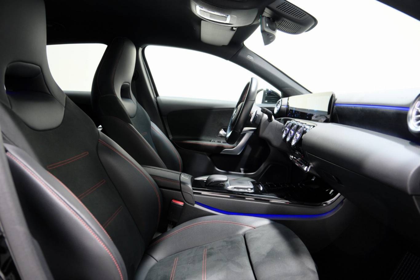 MERCEDES-BENZ A 200 60