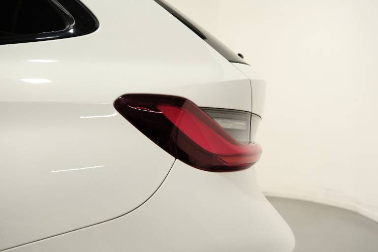 BMW 320 47