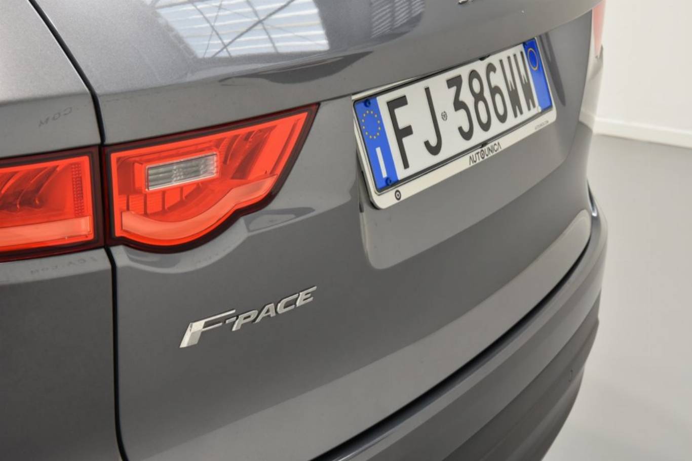 JAGUAR F-Pace 59