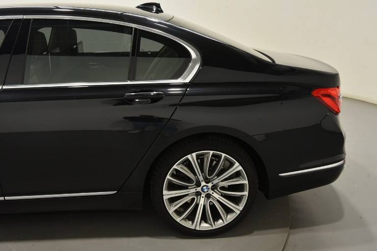 BMW 730 62