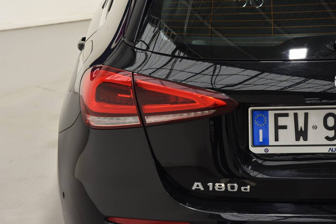 MERCEDES-BENZ A 180 14