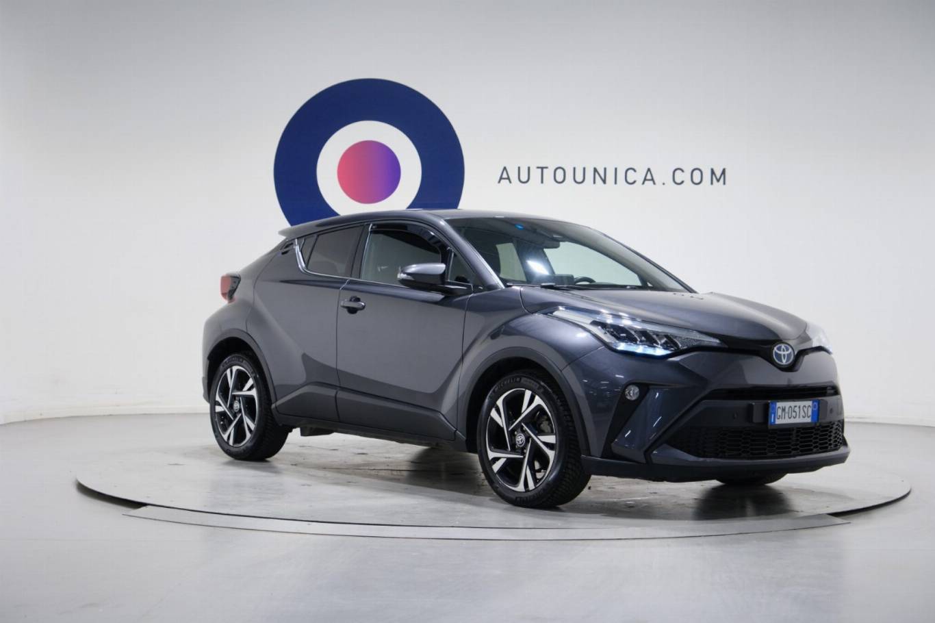 TOYOTA C-HR 3