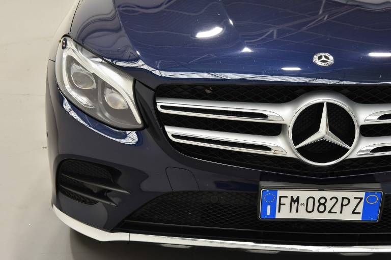 MERCEDES-BENZ GLC 220 17
