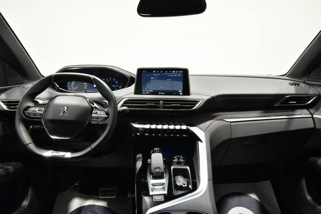 PEUGEOT 5008 23
