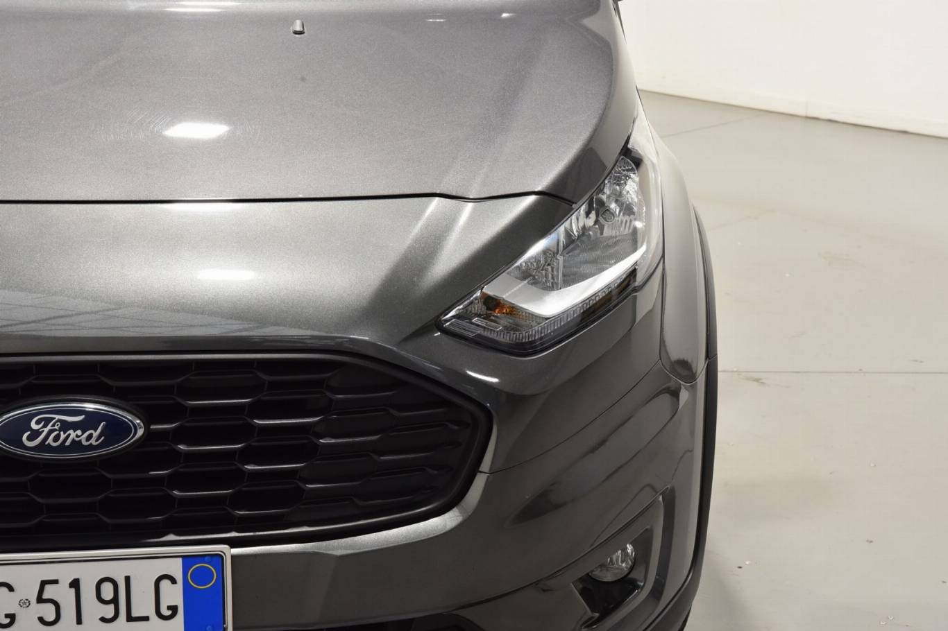 FORD Tourneo Connect 11