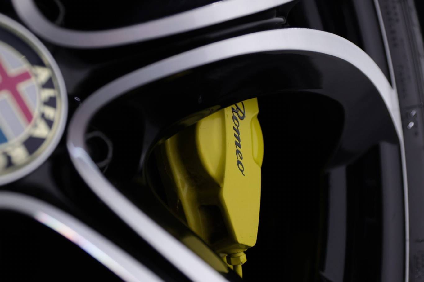 ALFA ROMEO Stelvio 48