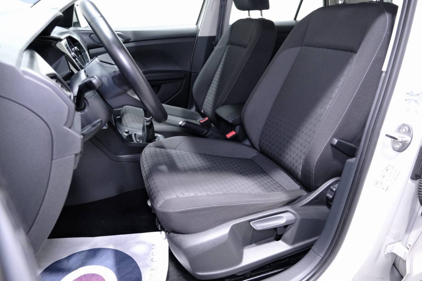 VOLKSWAGEN T-Cross 20