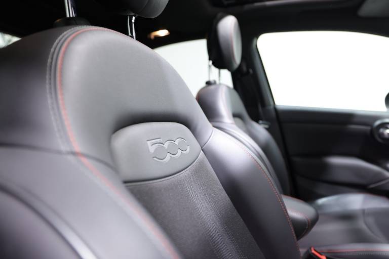 FIAT 500X 54