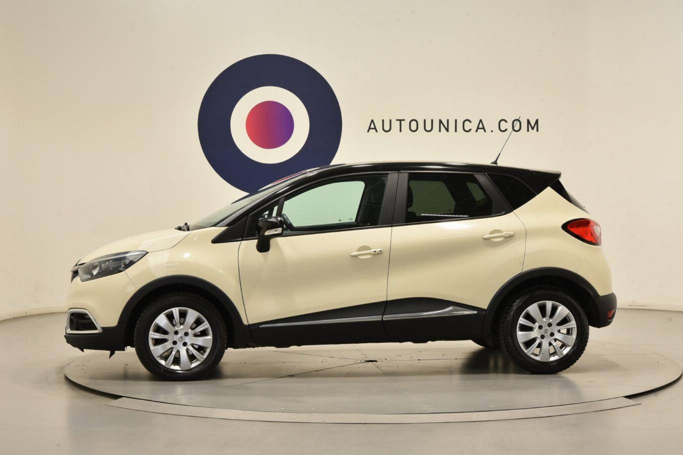 RENAULT Captur 16